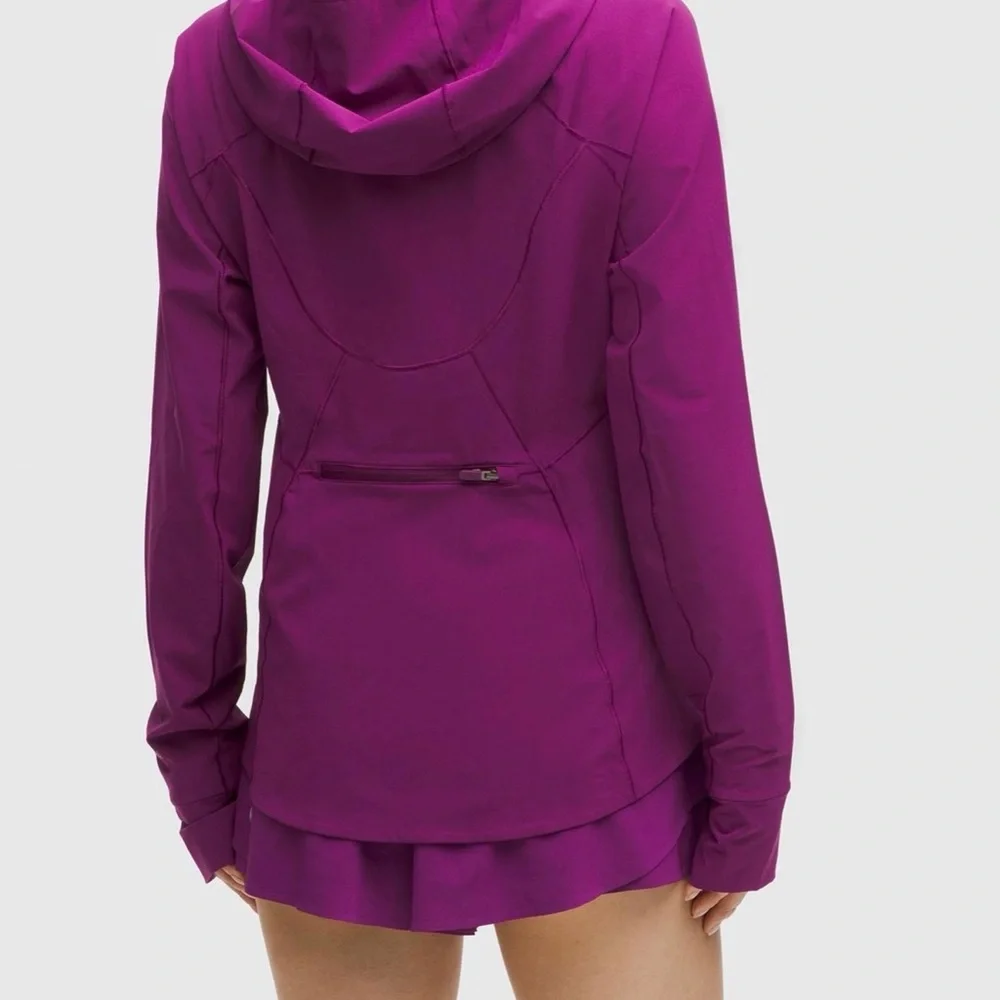 Lululemon Mist Over Windbreaker in Magenta - Picture 2 of 4
